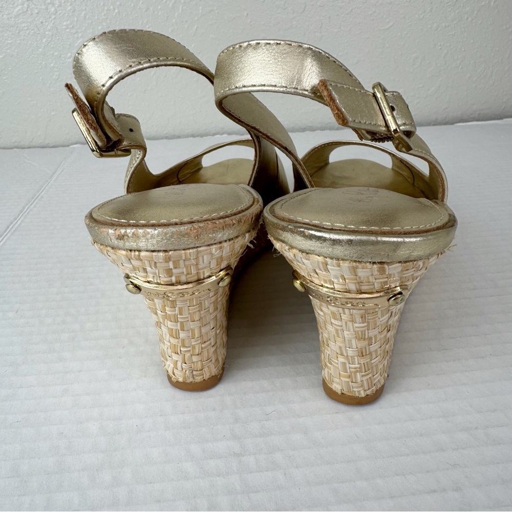 Lilly Pulitzer gigi gold metallic wedge sandal heels singback 8.5 - Picture 7 of 13